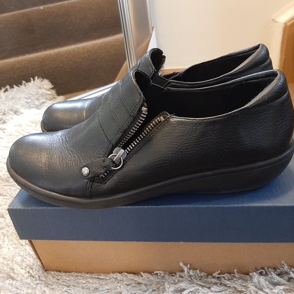 Bass Teresa Lite  Zip Size 8 - Picture 6 of 7